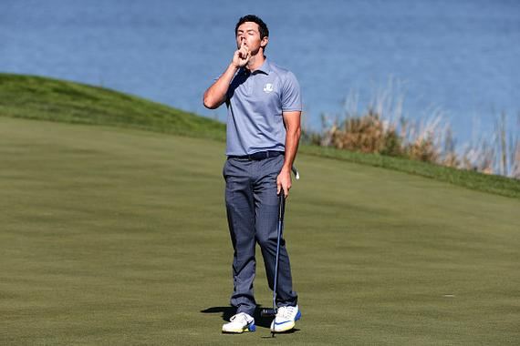 爱游戏娱乐-橄榄球队主教练发声，誓言带队登顶