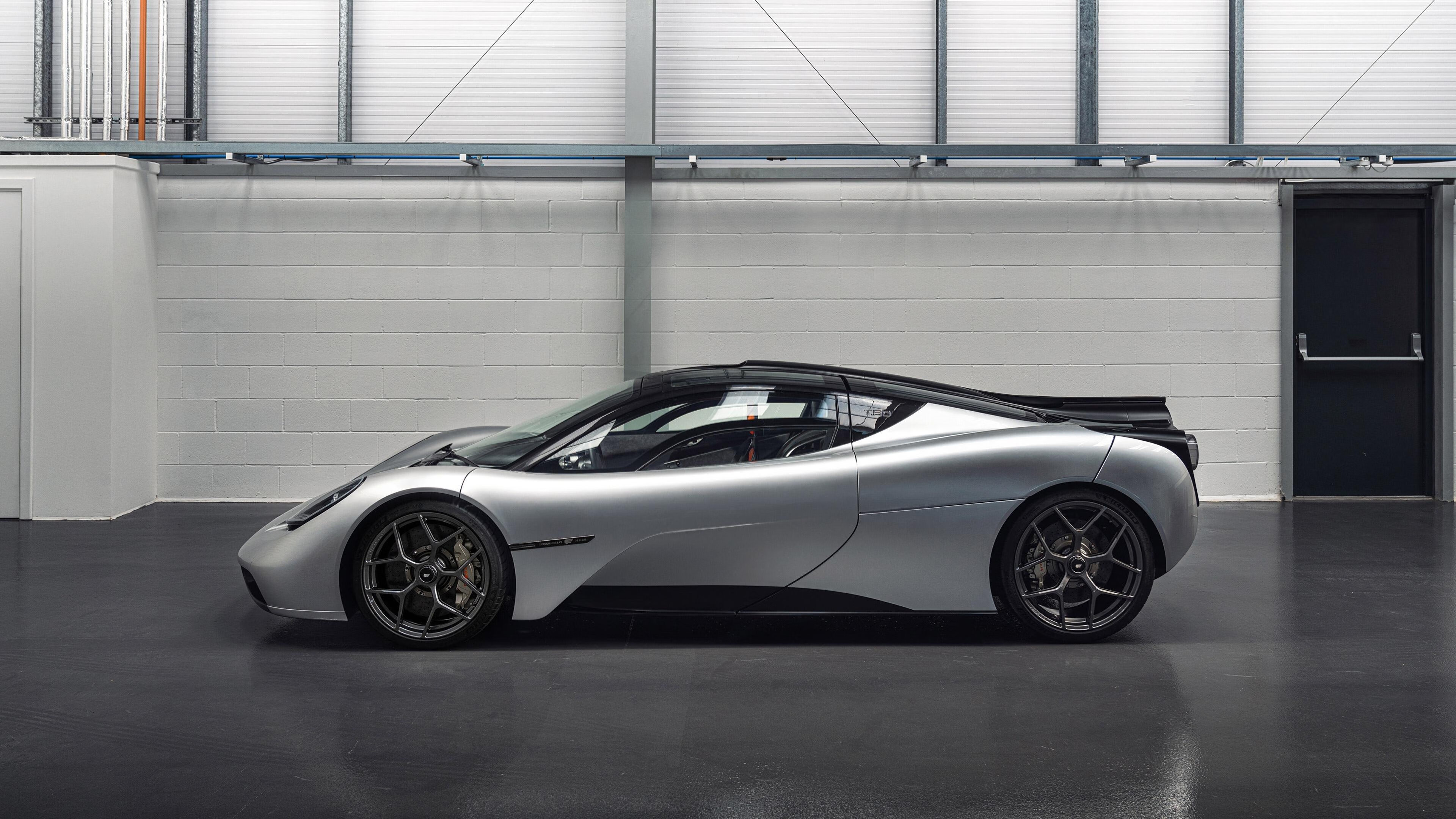 西决之夜的冰冷范本,布雷默如何用最安静的方式,写下最残酷的教科书