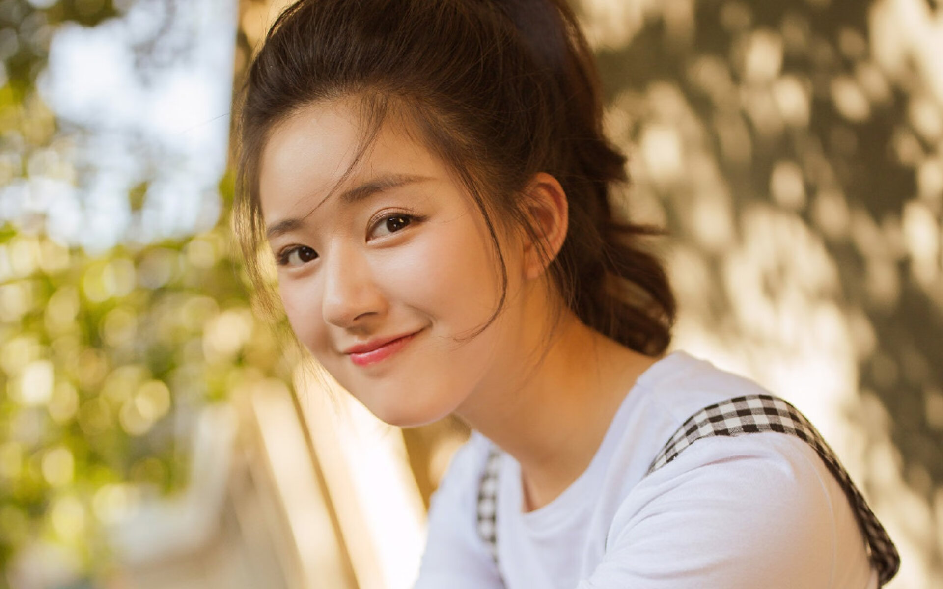 加维魔术师，塞维利亚的艺术足球如何打穿勒沃库森