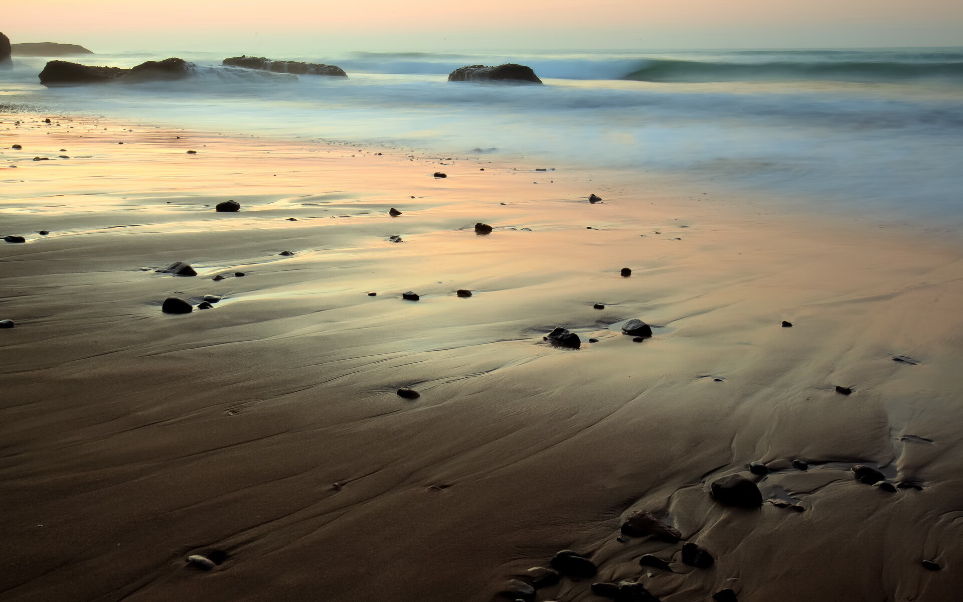 爱游戏APP-当凯塞多化身绿茵场哈兰德，佛罗伦萨用亚平宁铁壁碾碎了韩国足球的骄傲