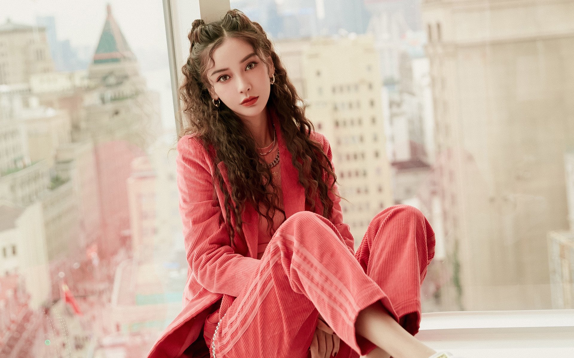 爱游戏APP-威尔士单节爆发拉开国际米兰，孙兴慜里程碑之夜闪耀友谊赛