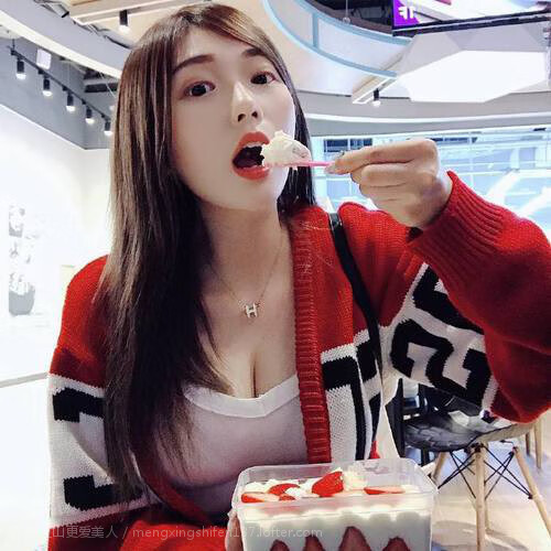 绿茵孤勇，2026世界杯B组，波兰险胜厄瓜多尔，C罗用绝唱定义唯一